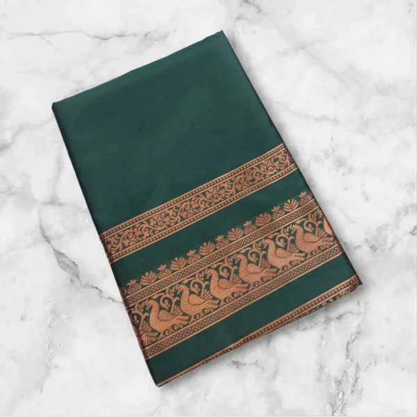 Green_Soft_Lichi_Silk_Saree_For_Women