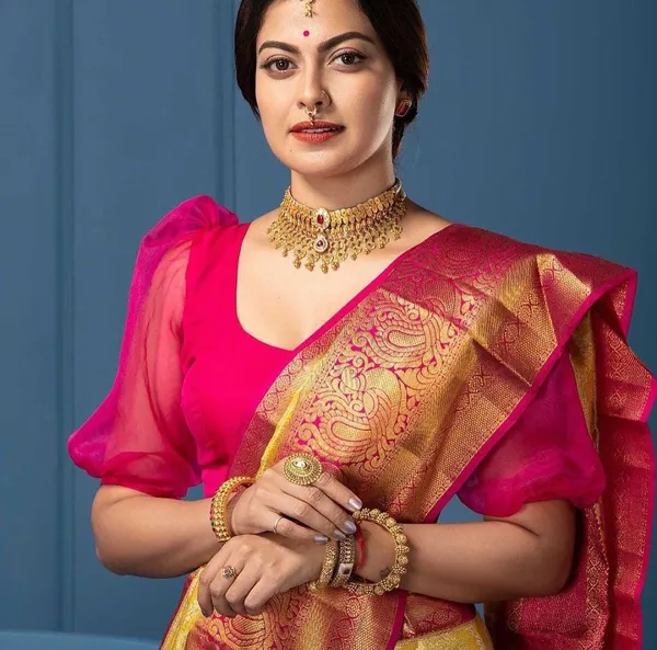 Yellow_Saree_For_Women