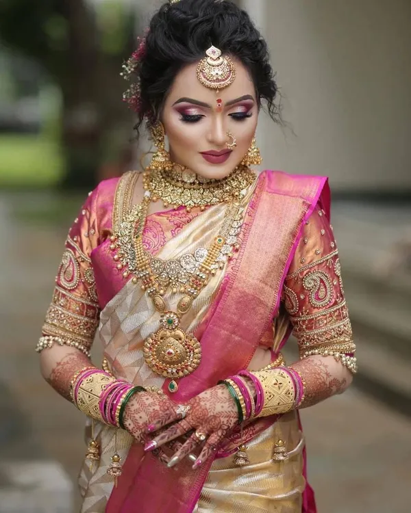 Cream_Saree_For_Women