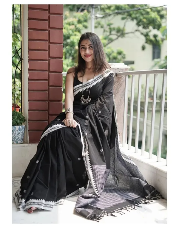 Black_Saree_For_Women