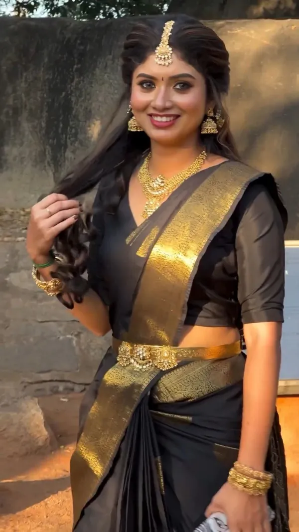 Black_Saree_For_Women