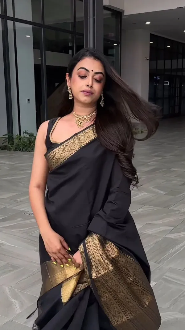 Black_Saree_For_Women