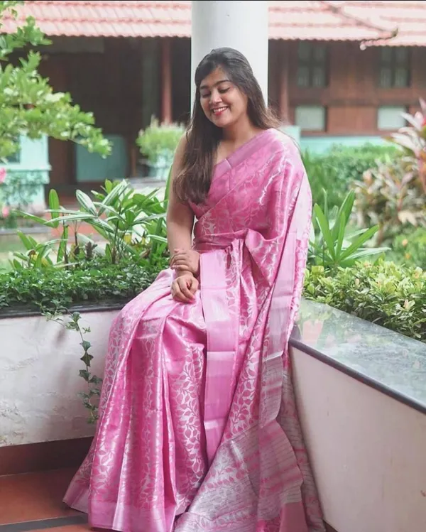 Pink_Saree_For_Women