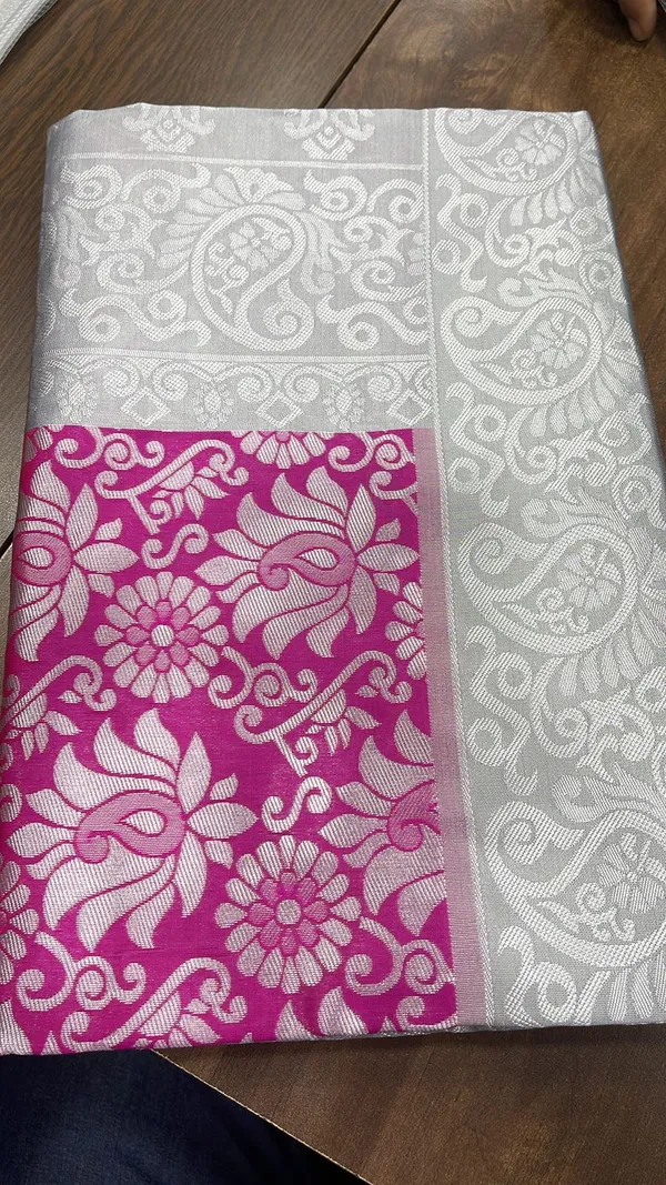 Pink_Saree_For_Women