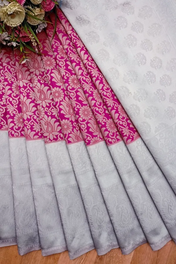 Pink_Saree_For_Women