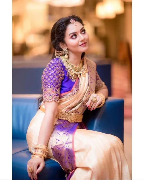 Peach_Saree_For_Women