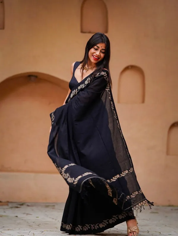 Black_Linen_Cotton_Saree_For_Women