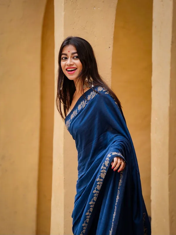 Blue_Linen_Cotton_Saree_For_Women