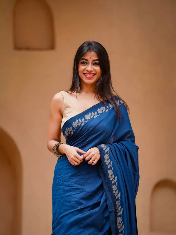 Blue_Linen_Cotton_Saree_For_Women