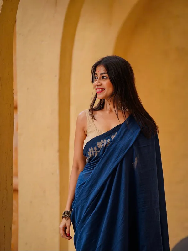 Blue_Linen_Cotton_Saree_For_Women