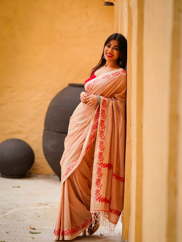 Cream_Linen_Cotton_Saree_For_Women