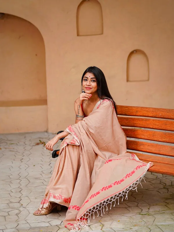 Cream_Linen_Cotton_Saree_For_Women