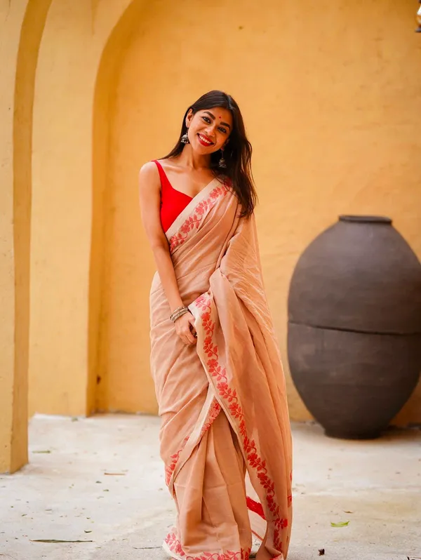 Cream_Linen_Cotton_Saree_For_Women