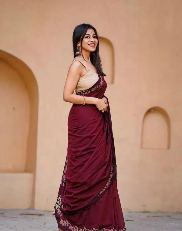 Maroon_Linen_Cotton_Saree_For_Women