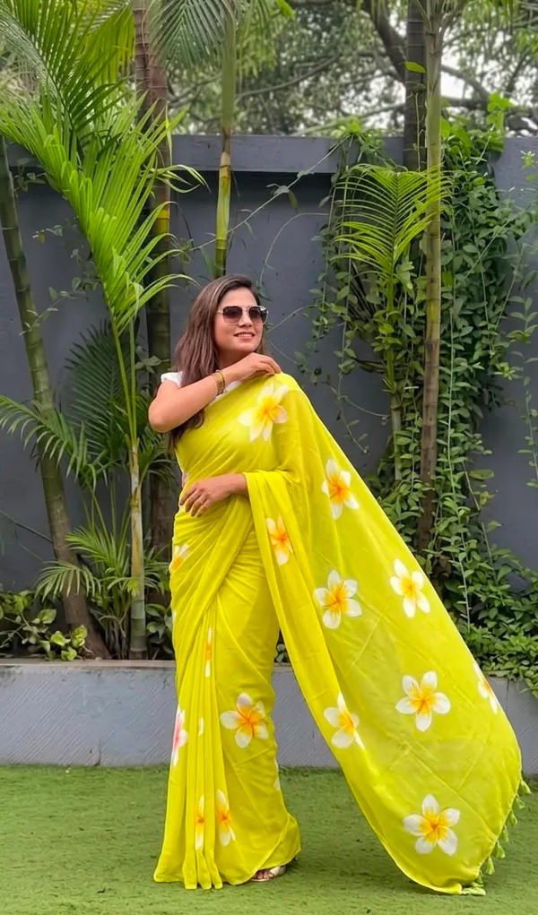 Yellow_Linen_Cotton_Saree_For_Women