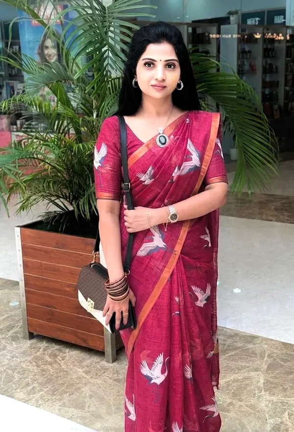 Pink_Linen_Cotton_Saree_For_Women