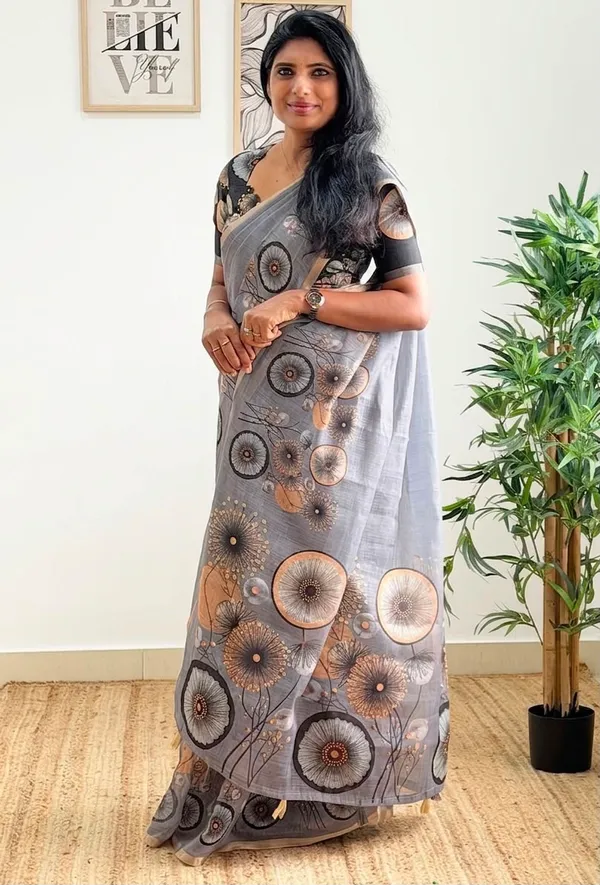 Grey_Linen_Cotton_Saree_For_Women