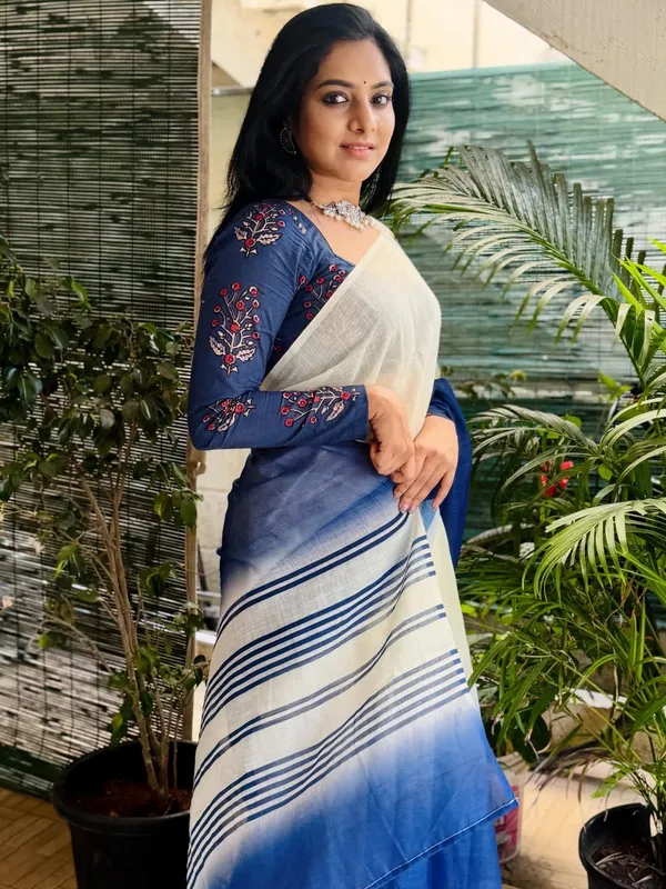 Blue_Linen_Cotton_Saree_For_Women