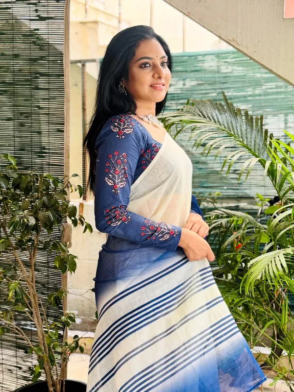 Blue_Linen_Cotton_Saree_For_Women