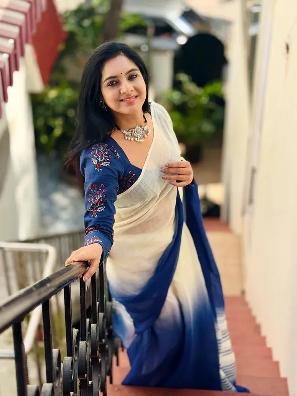 Blue_Linen_Cotton_Saree_For_Women