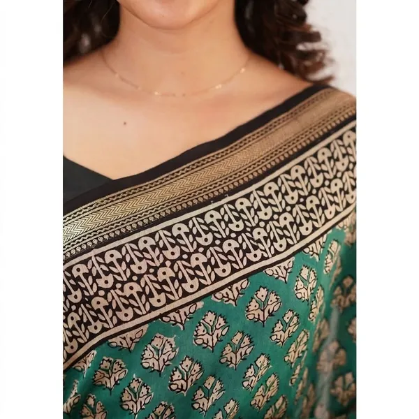 Green_Premium_Linen_Cotton_Saree_For_Women