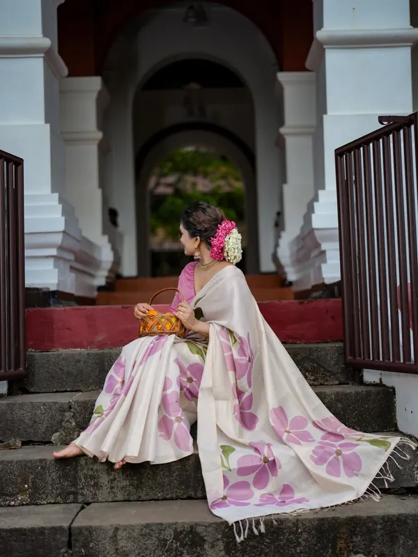 White_Premium_Linen_Cotton_Saree_For_Women