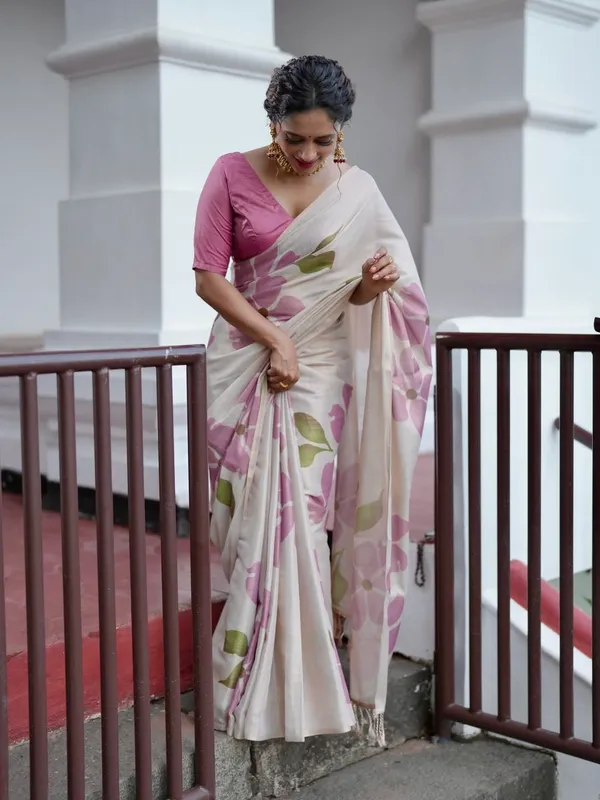 White_Premium_Linen_Cotton_Saree_For_Women