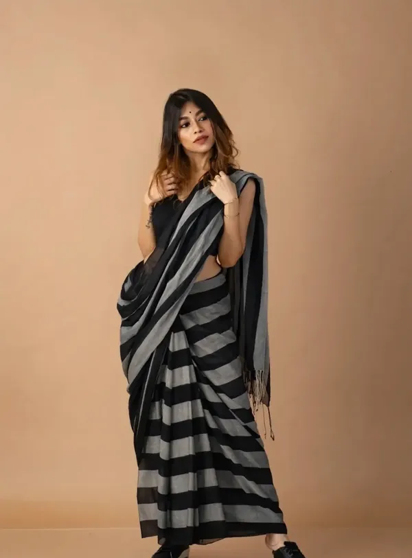 Black_Premium_Linen_Cotton_Saree_For_Women