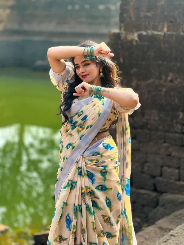 Cream_Premium_Linen_Cotton_Saree_For_Women