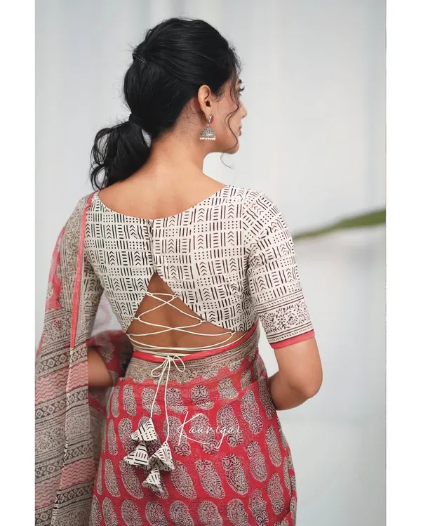 Pink_Premium_Linen_Cotton_Saree_For_Women