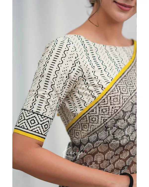 Off_White_Premium_Cotton_Kota_Check_Saree_For_Women