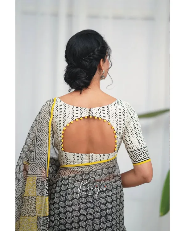 Off_White_Premium_Cotton_Kota_Check_Saree_For_Women
