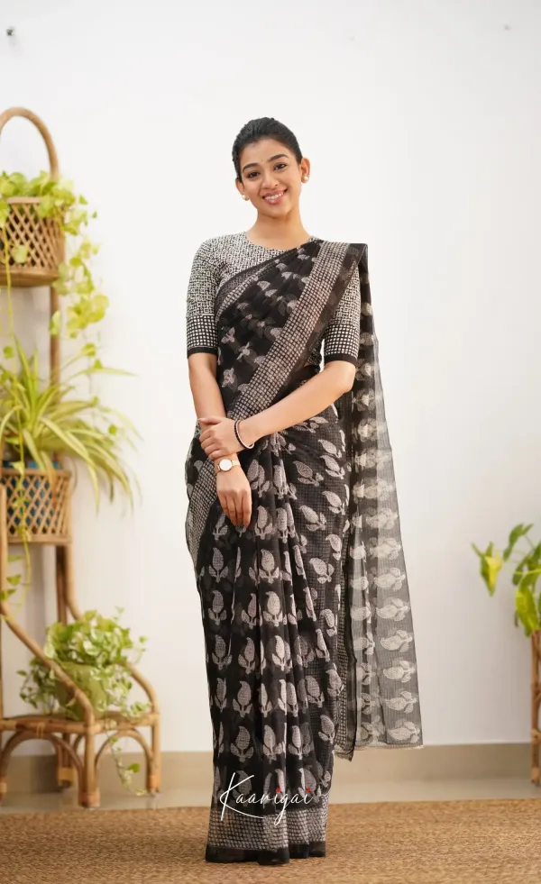 Black_Premium_Cotton_Kota_Check_Saree_For_Women
