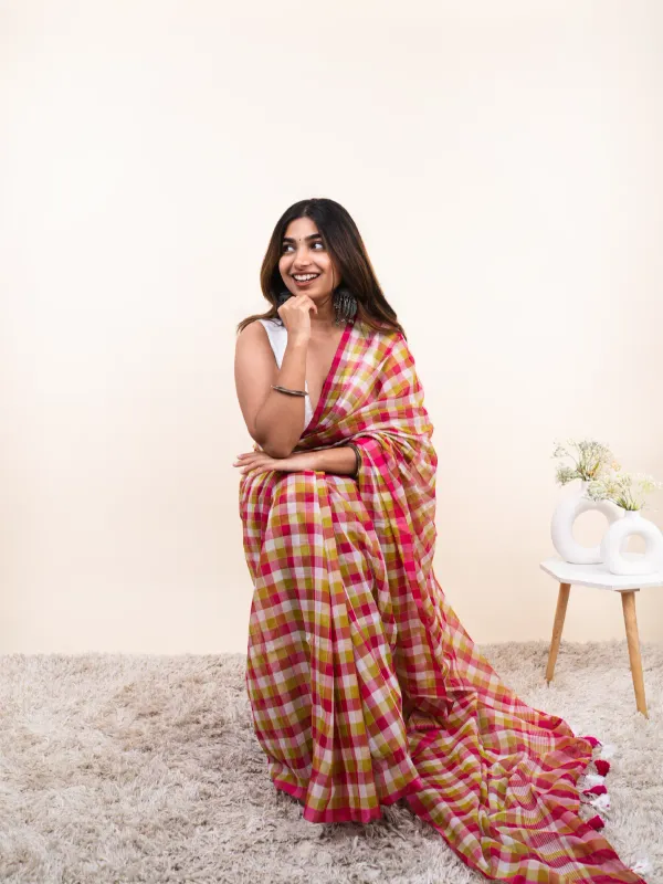 Red_Linen_Cotton_Saree_For_Women