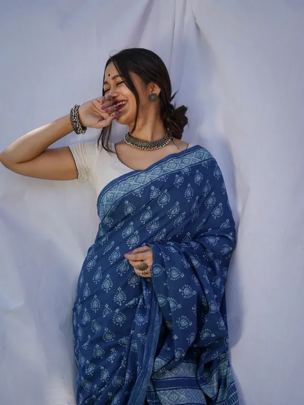 Indigo_Blue_Linen_Cotton_Saree_For_Women
