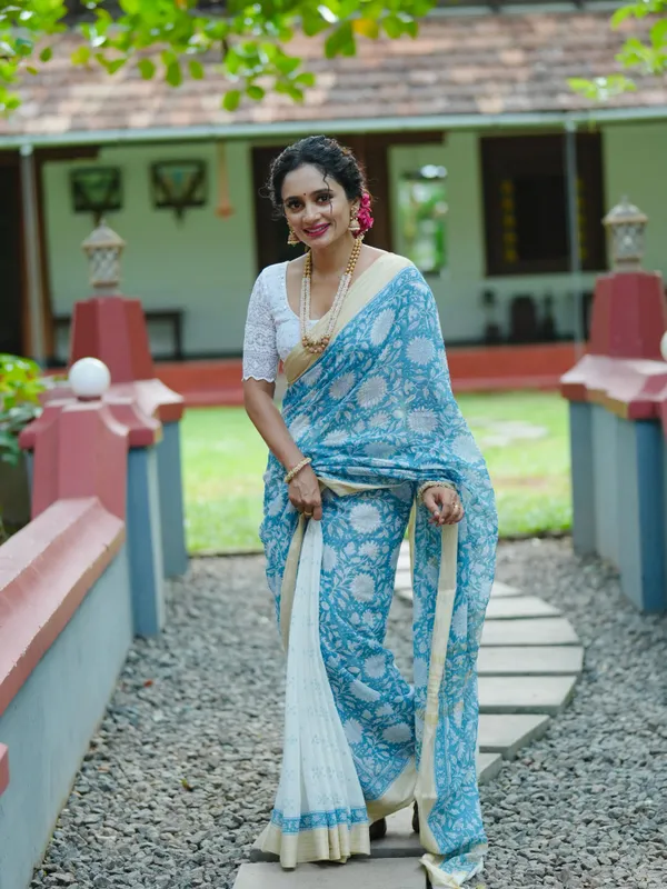 Sky_Blue_Premium_Linen_Cotton_Saree_For_Women