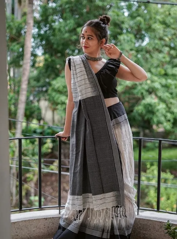 White_Premium_Linen_Cotton_Saree_For_Women
