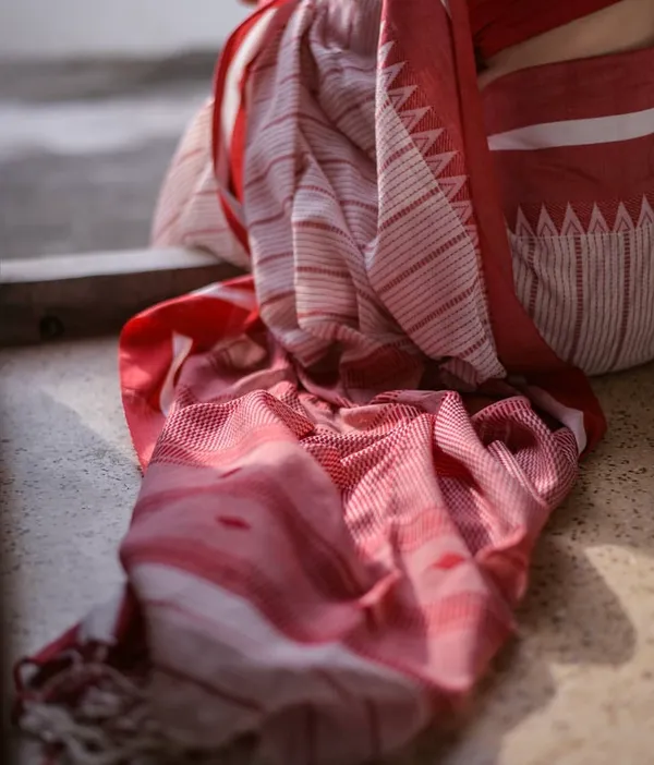 Pink_Premium_Linen_Cotton_Saree_For_Women