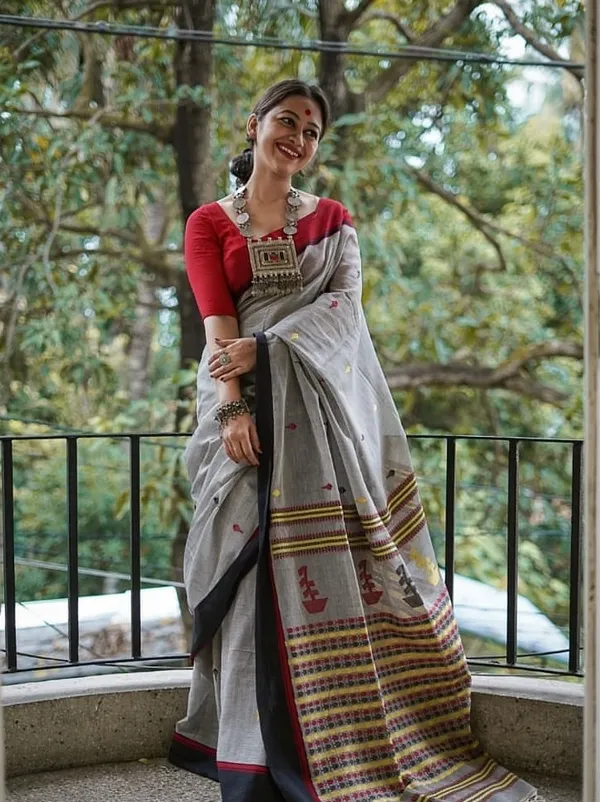 Grey_Premium_Linen_Cotton_Saree_For_Women