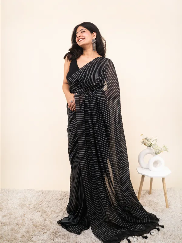 Black_Premium_Linen_Cotton_Saree_For_Women
