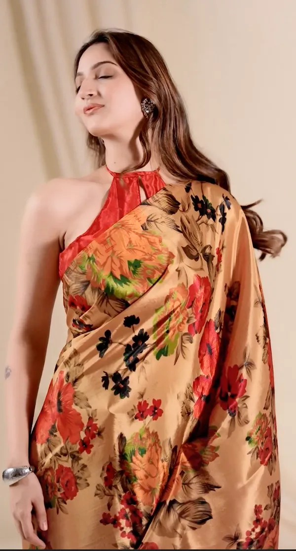 Gold_Ready_to_Wear_Flower_Saree_for_women