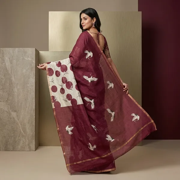 Red_Wine_Linen_Cotton_Crane_Print_Gold_Zari_Saree_For_Women
