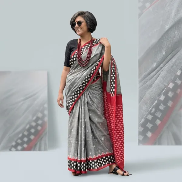 Grey_Red_Linen_Cotton_Digital_Print_Saree_For_Women