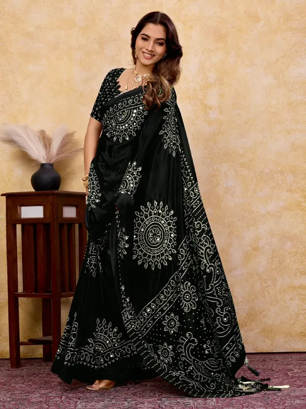 Black_Dull_Moss_Georgette_Saree_For_Women