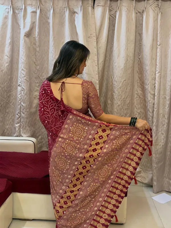 Maroon_Satin_Viscose_Saree_For_Women