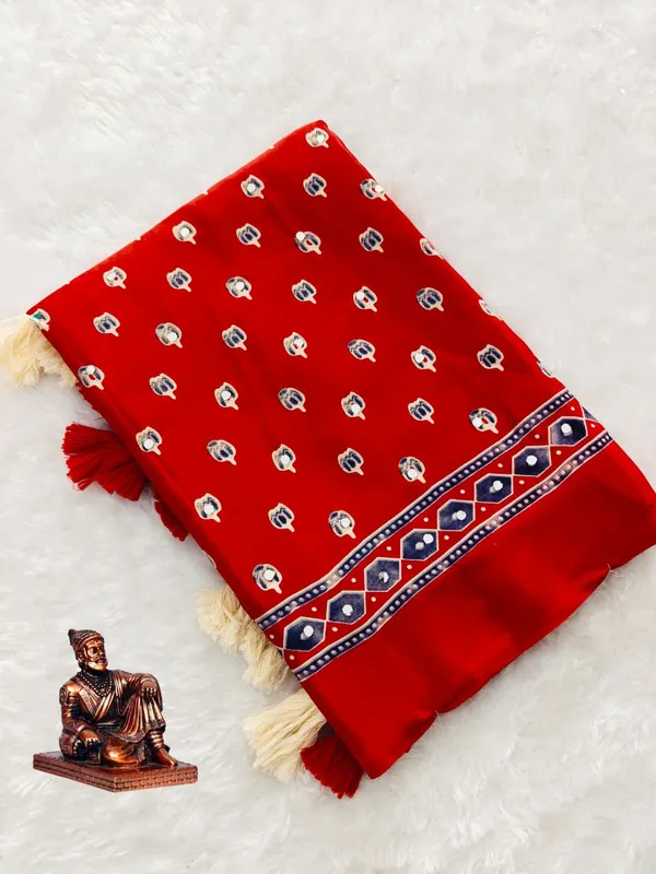 Red_Silk_Crepe_Saree_For_Women