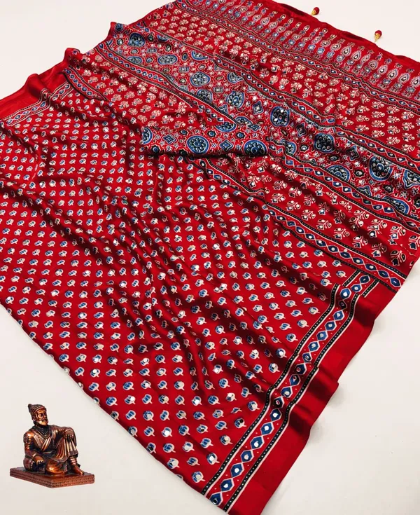 Red_Silk_Crepe_Saree_For_Women