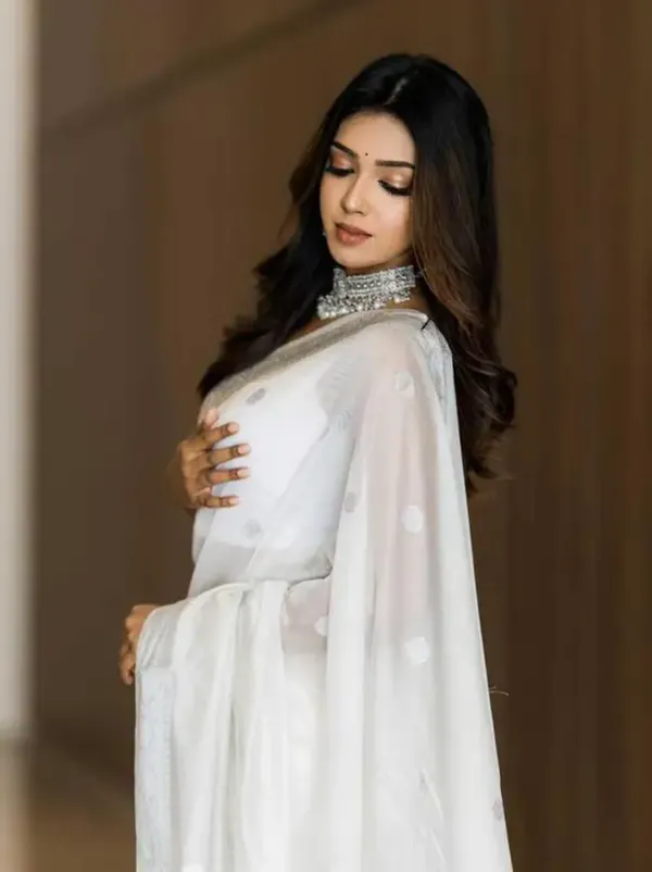 White_and_Red_Saree_for_Women