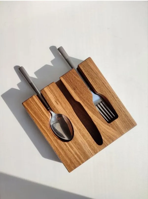 Wooden_Cutlery_Holder
