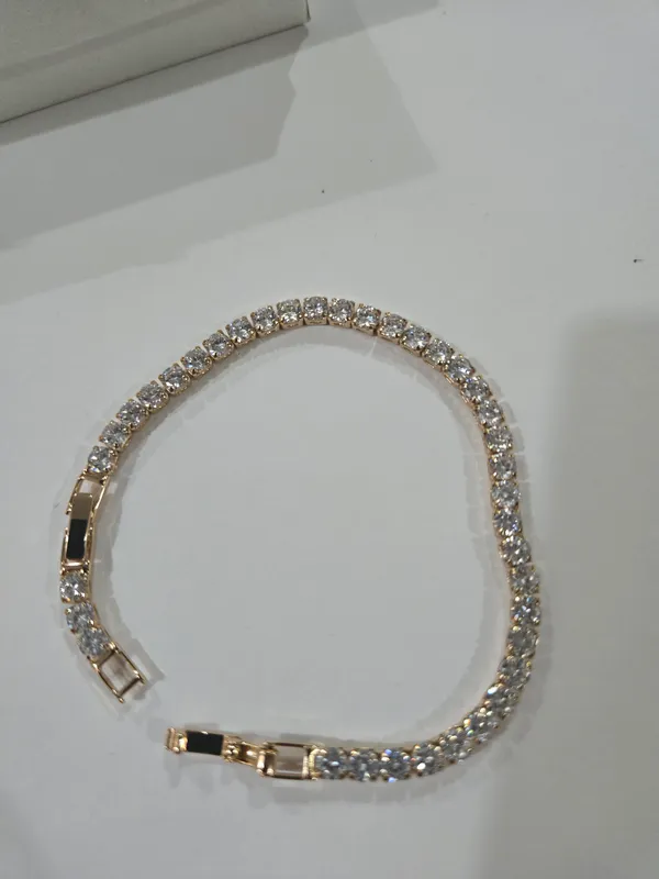 Gold_&_White_Metal_Alloy,_Stone_Stone_Link_Bracelet_For_Women
